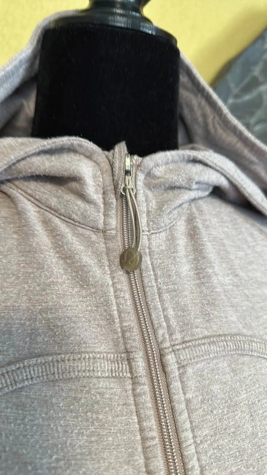 Lululemon Thin Soft Zip up Sweater - photo 4