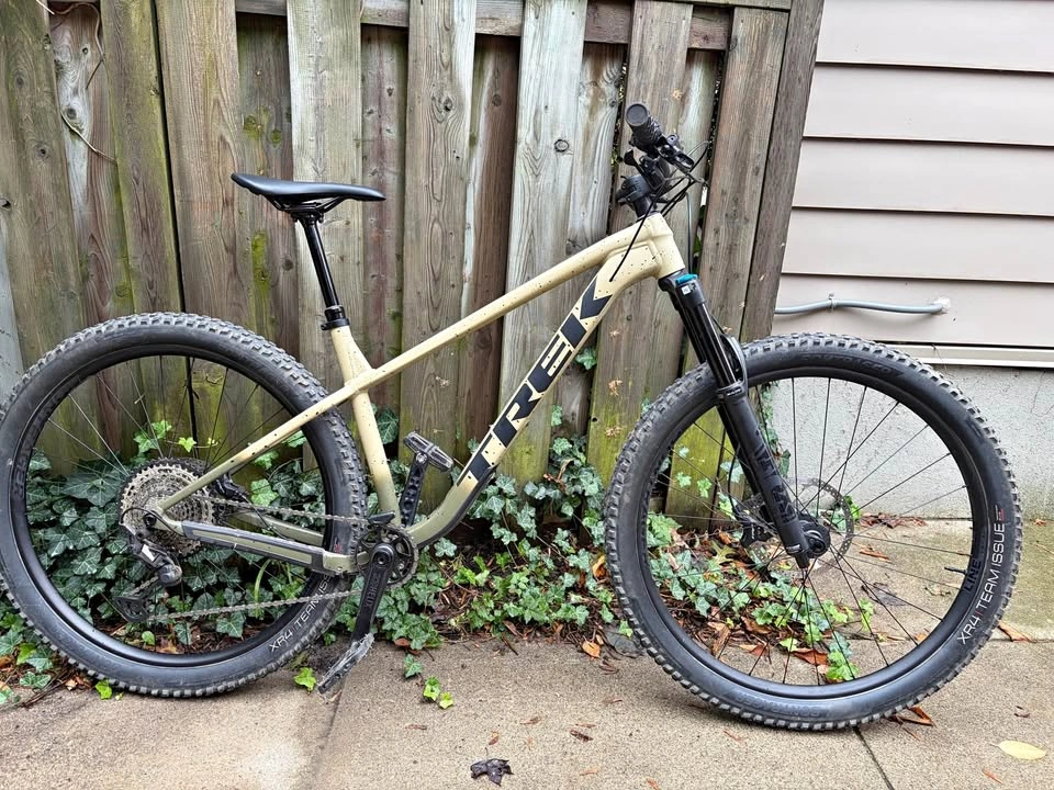 Trek Roscoe 9 Size Large