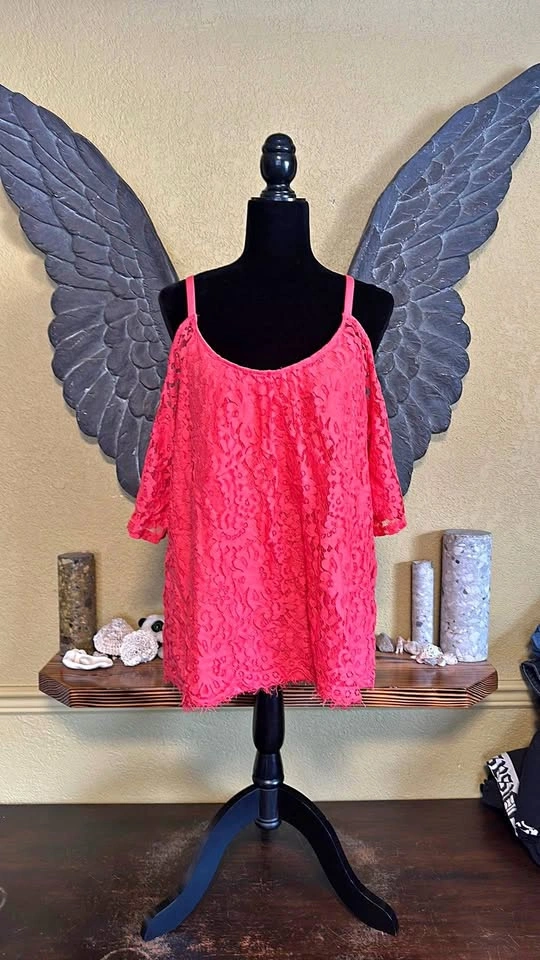 Ricki’s open Shoulder Lace Shirt