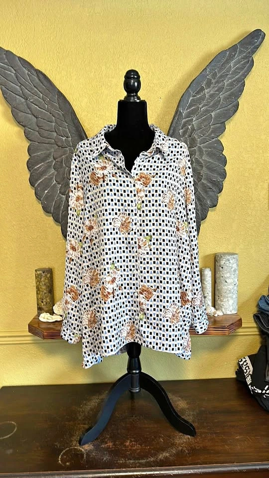In every story Floral Button Down Shirt