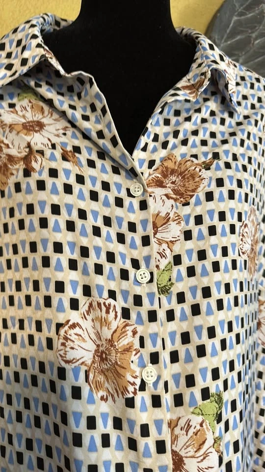 In every story Floral Button Down Shirt - photo 2