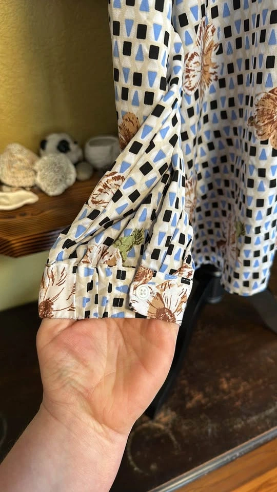 In every story Floral Button Down Shirt - photo 3
