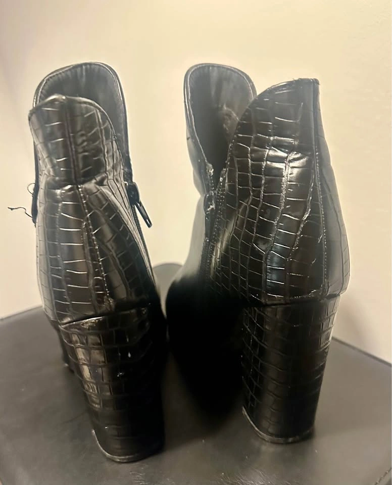 Black Pointed Toe Block Heel Ankle Boots - photo 3