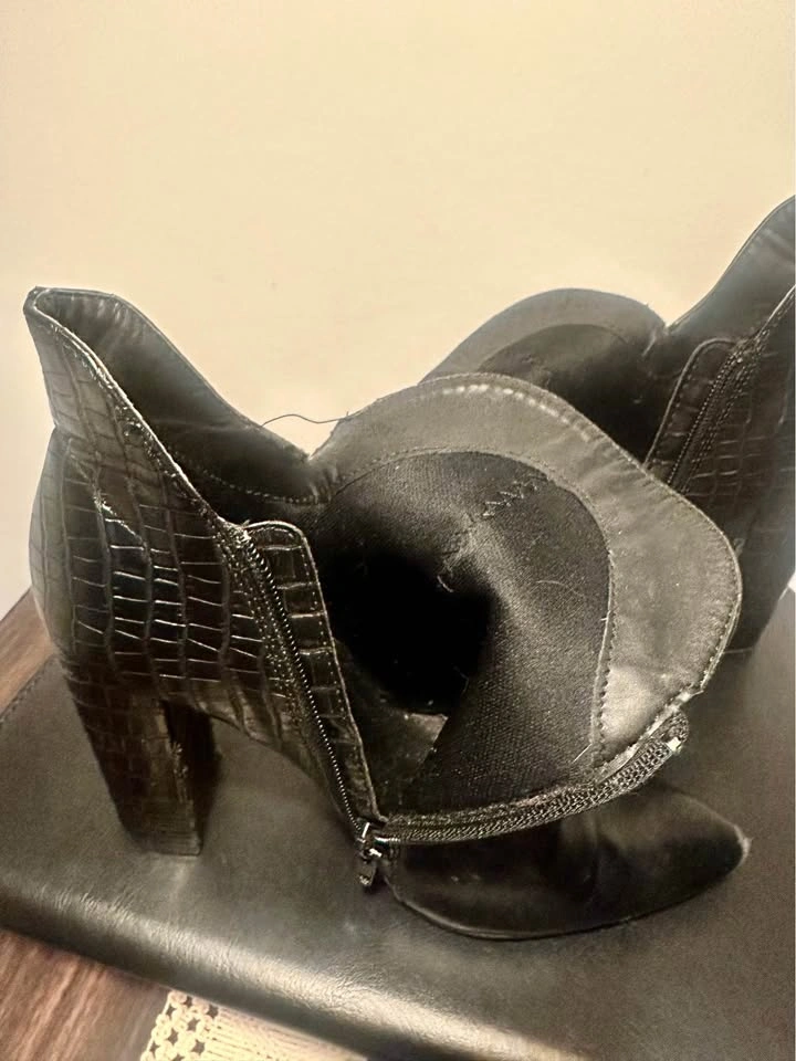 Black Pointed Toe Block Heel Ankle Boots - photo 5