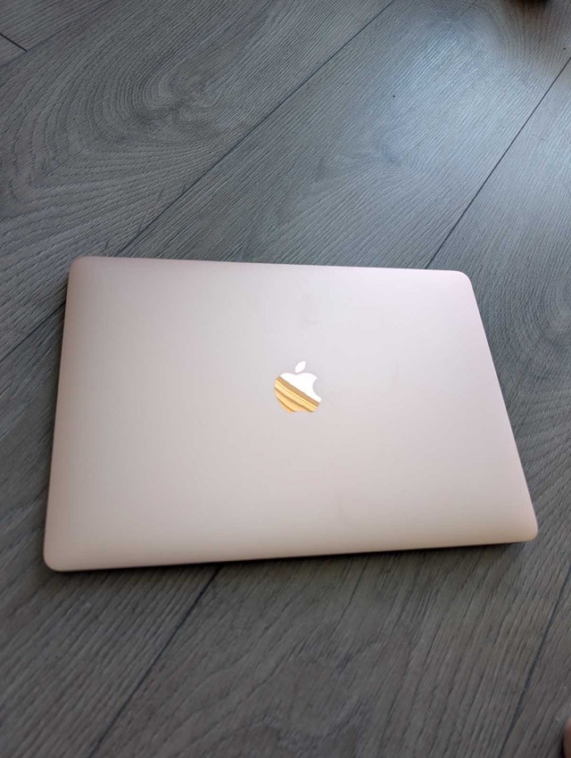 MacBook Air M1 - Rose Gold - like new