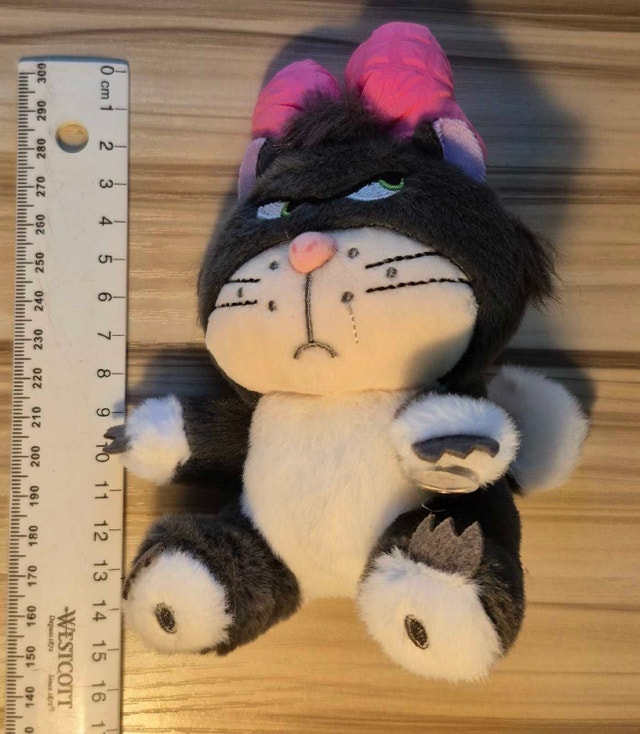 Purr-fect Grumpy Cat Plush with Pink Ribbon - photo 2