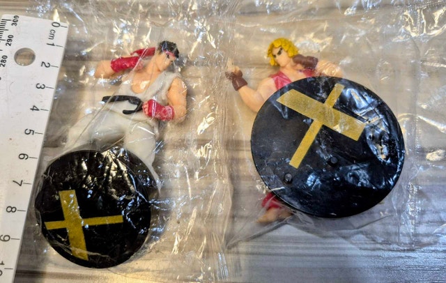 Street Fighter 4 Ryu and Ken Action Figures 2-Pack Bundle - photo 4