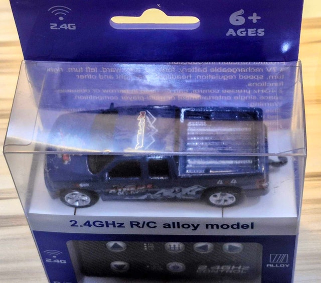 Xtreme Off-Road 2.4GHz R/C Alloy Model Truck - photo 3