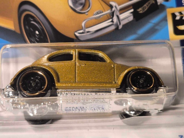 Hot Wheels Transformers BUMBLEBEE HW Screen Time - photo 2