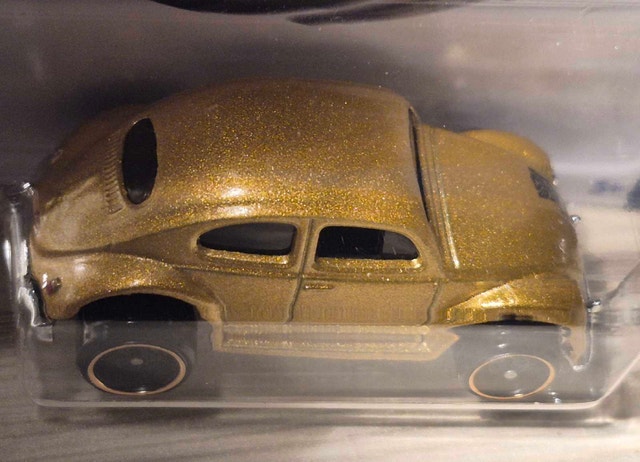 Hot Wheels Transformers BUMBLEBEE HW Screen Time - photo 5