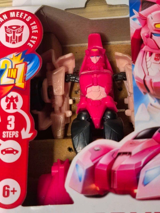 Hasbro Transformers Elita-1 - photo 2