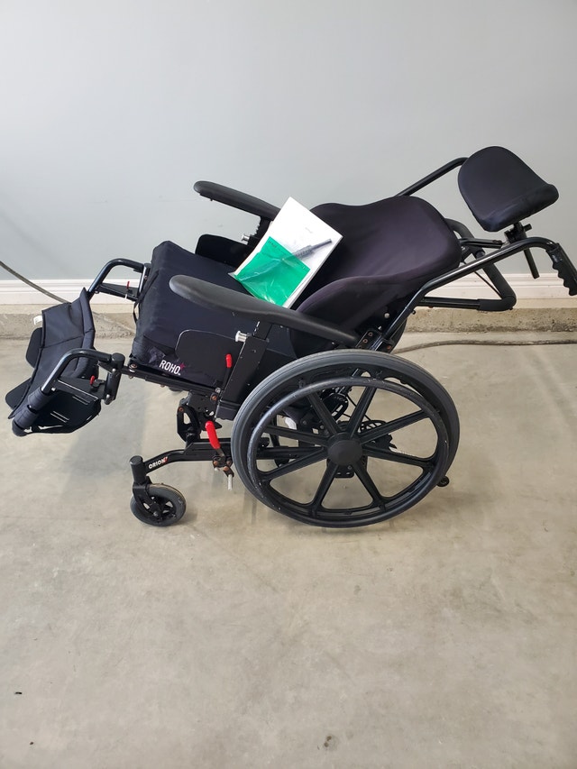Oversized tilt wheelchair - photo 3