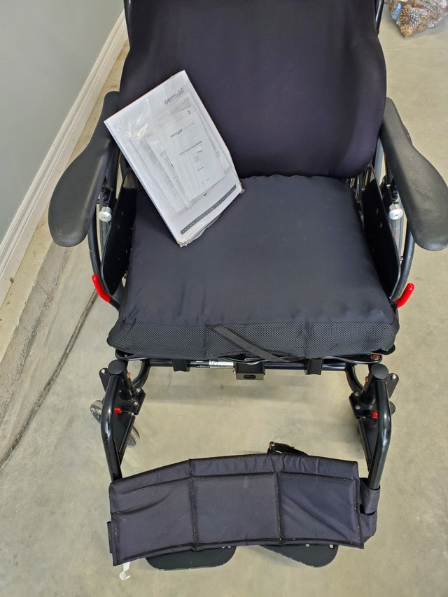 Oversized tilt wheelchair - photo 4