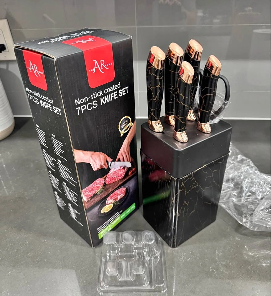 Knife Set, 7-Piece Kitchen Knife Set with Block & Sharpener