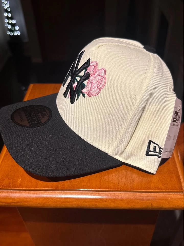 New York Yankees Rose 1998 World Series Cap - photo 3
