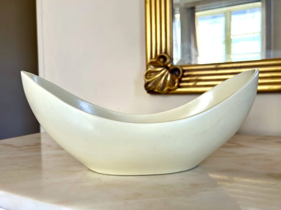 Vintage Red Wing USA Mid-Century Modern Crescent Bowl