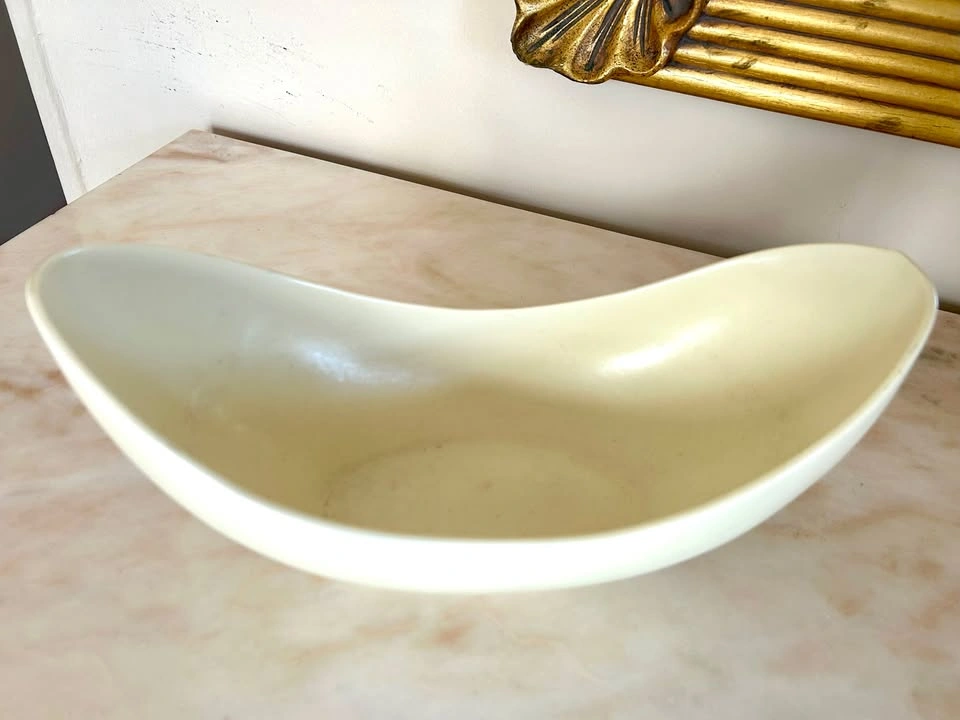 Vintage Red Wing USA Mid-Century Modern Crescent Bowl - photo 2