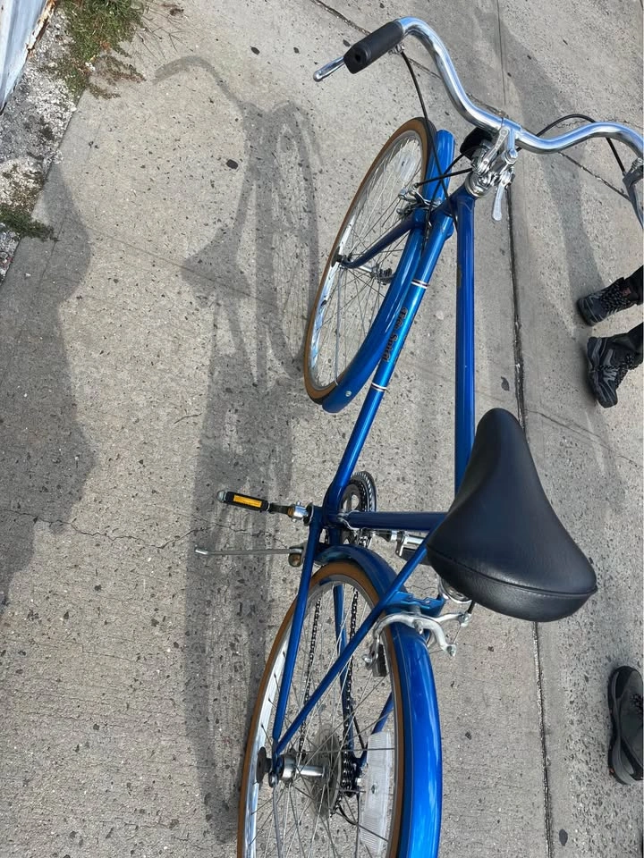 Free Spirit Brittany Road Bike cash only & pick up only - photo 5