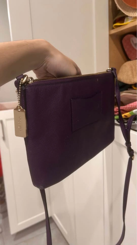 Purple vintage but new coach purse. Great condition - photo 2