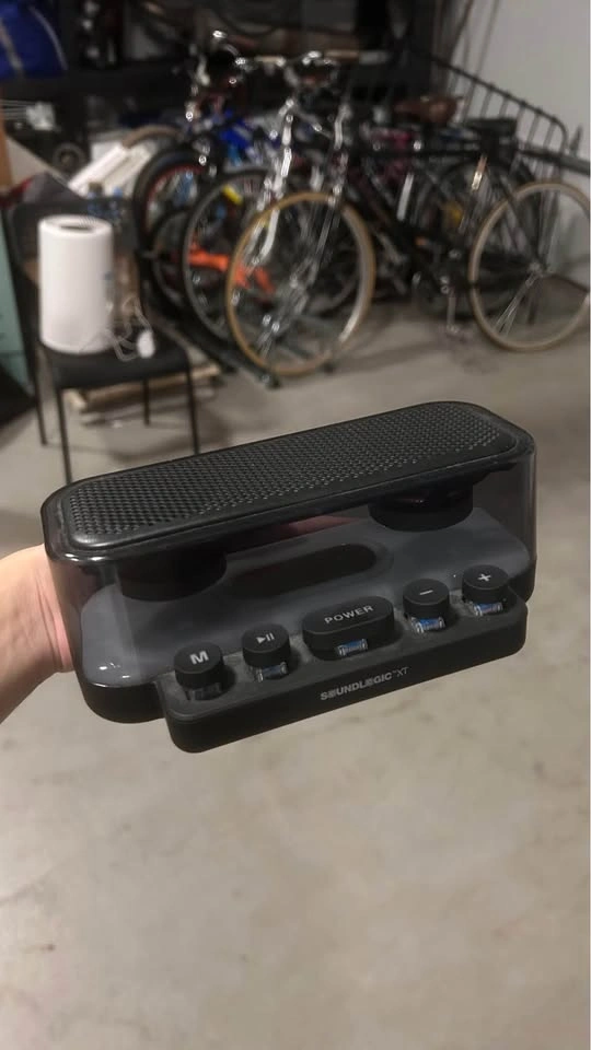 Acer Monitor + free speaker - photo 2