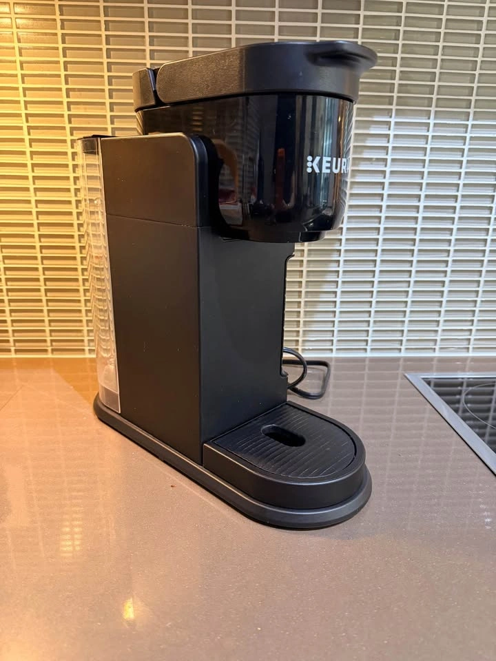 Keurig K-Express Single Serve Coffee Maker – Black - photo 2