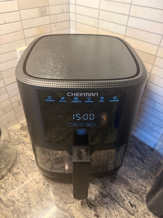 Chefman 5 Qt Air Fryer with Probe Thermometer – Black