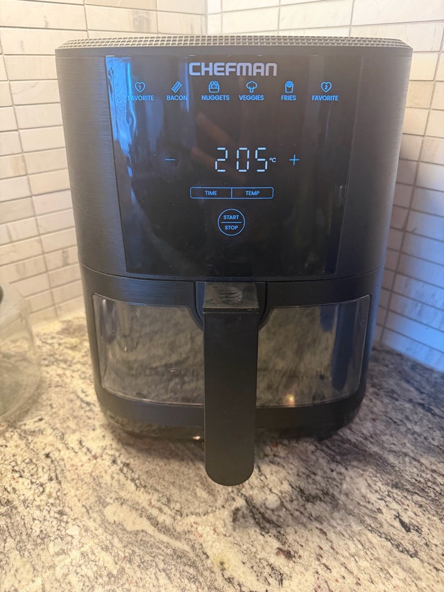 Chefman 5 Qt Air Fryer with Probe Thermometer – Black - photo 4