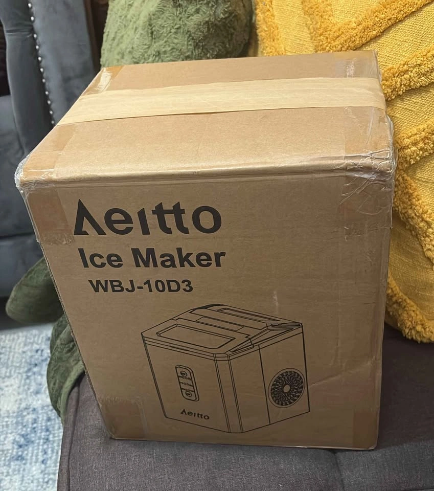 Aeitto Portable Ice Maker Machine 9 Cubes 6 Min - photo 2