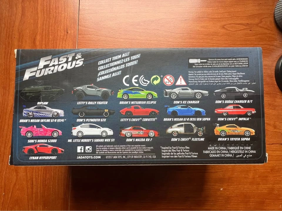 Fast & Furious Letty’s Red Chevy Corvette 1:24 Die Cast Model - photo 3