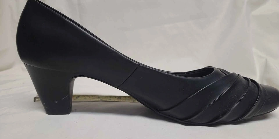 Comfort Plus by Predictions Black Pumps - photo 2