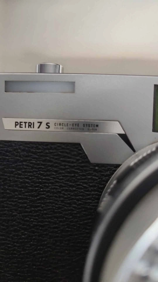Petri 7 S Circle-Eye System Camera with Honeywell Strobonar 100 - photo 3