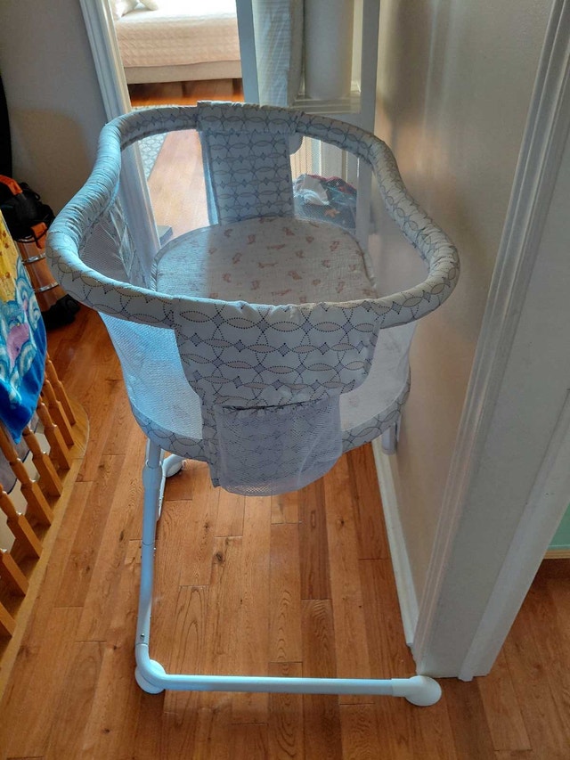 Halo BassiNest Glide Sleeper