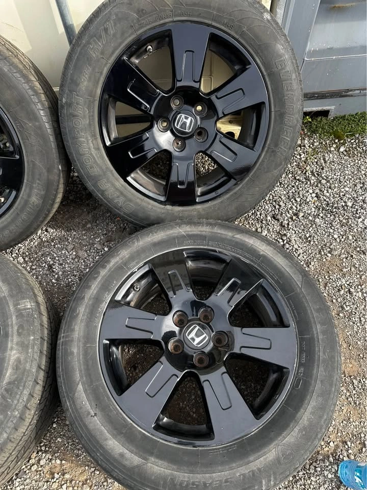 Set of OEM 18" Honda Ridgeline Rims on Firestone All Season Tire - photo 2
