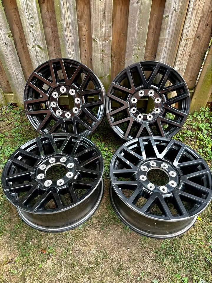 Set of OEM 18” Ford F250/F350 Rims