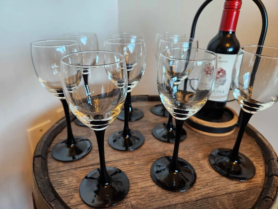 🇨🇦  Vintage Luminarc Domino French Wine glass set 8+1 - photo 2