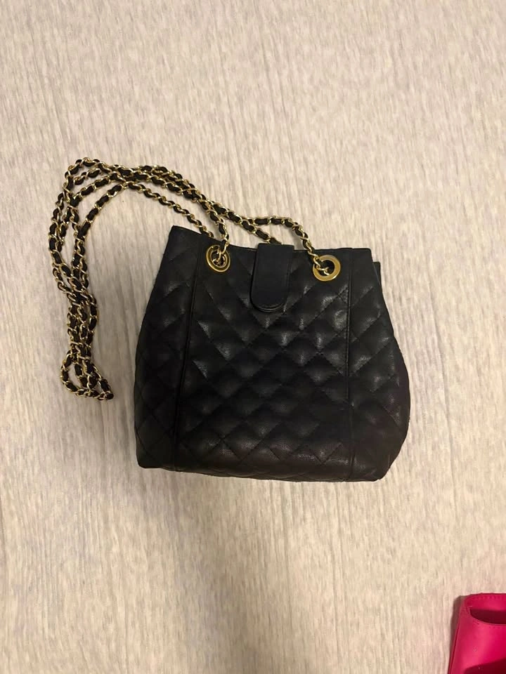 Black purse