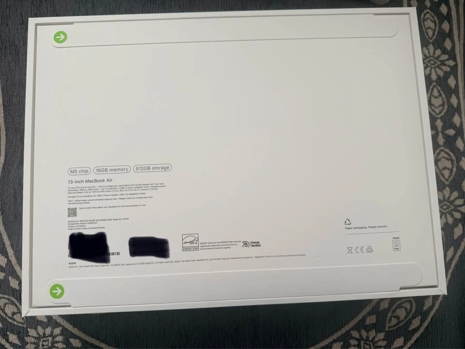 Brand New Sealed 13-inch MacBook Air (M5, 16GB RAM, 512GB) - photo 2