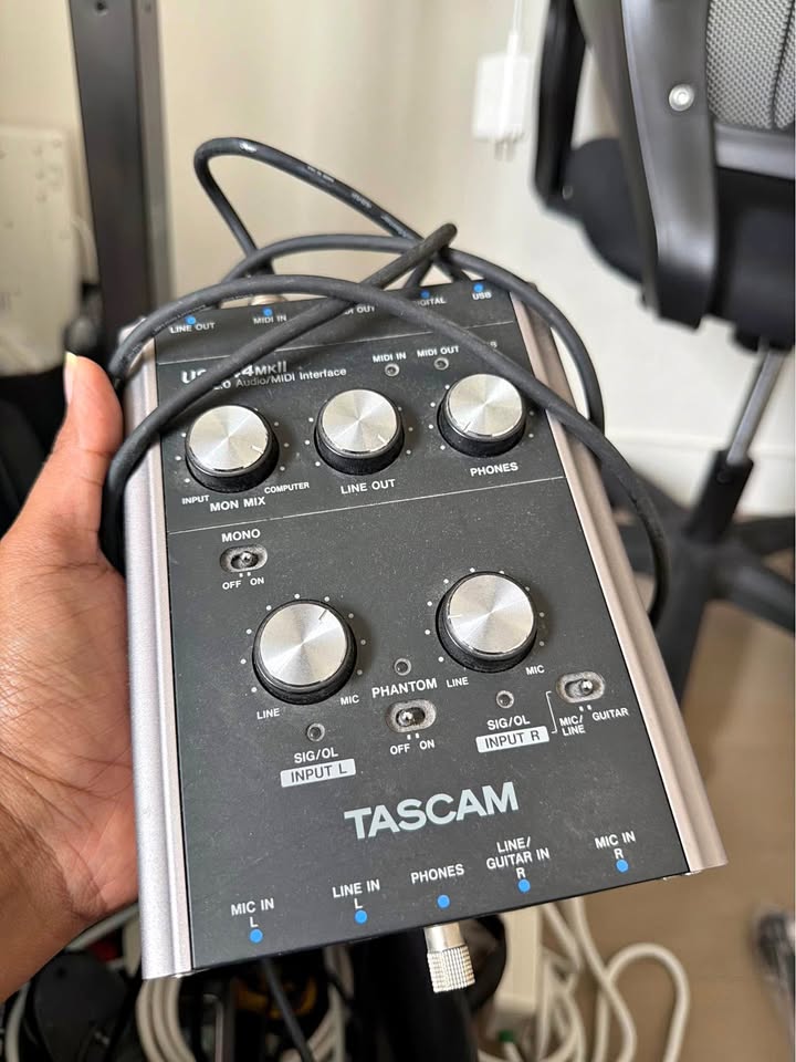 TASCAM Model US-144 MK II Audio MIDI Device