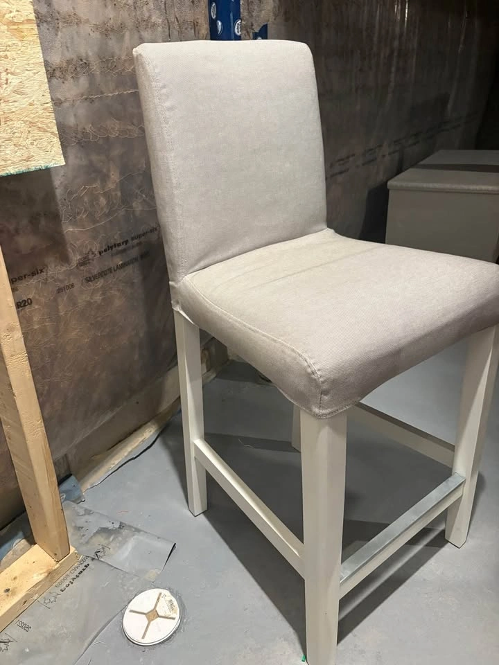 3 Bar stools - photo 2