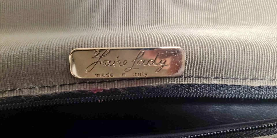 Faire Lady Vintage Handbag