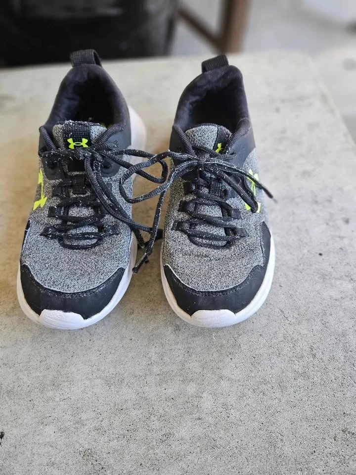 Boys under armour runners image indicator(2)