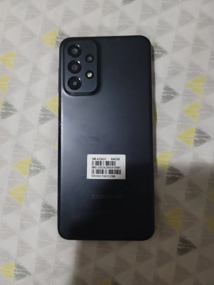 Samsung Phone [For parts] - photo 3