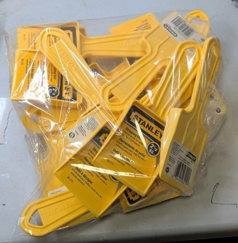 Lot of 17 Stanley 28-215 Plastic Scraper Stripping Tool 2-1/2"