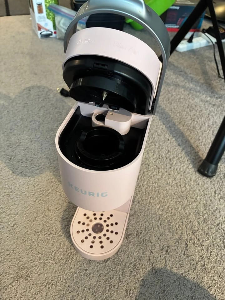 Keurig K-Mini Single Serve Coffee Maker – Pink (Dusty Rose) - photo 4