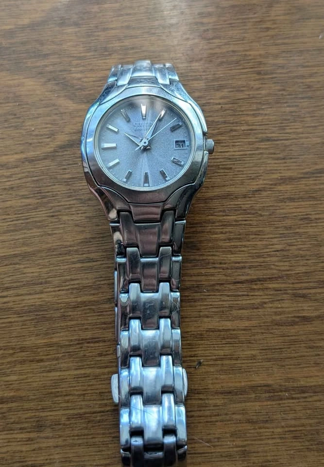 Citizen Women's Eco-Drive Watches - 70$ Each or 120$ for Both - photo 5