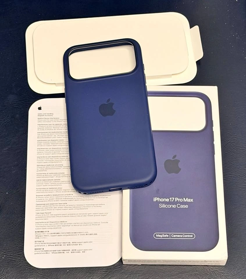 New, Open Box Apple iPhone 17 Pro Max Silicone Case