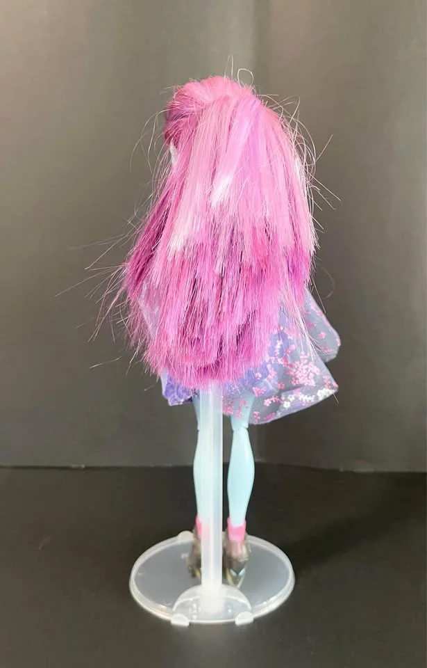 Monster High Kyomi Haunterly Student Spirits Doll image indicator(3)