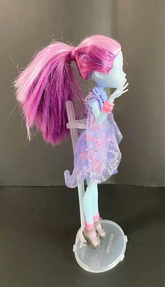 Monster High Kyomi Haunterly Student Spirits Doll image indicator(4)