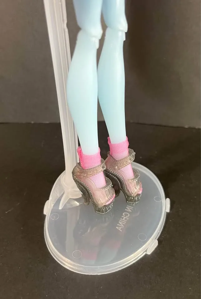 Monster High Kyomi Haunterly Student Spirits Doll image indicator(6)