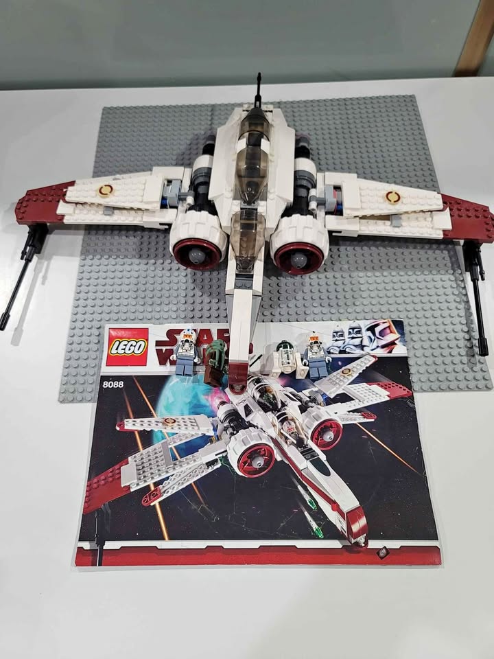 Used lego set 8088 arc 170 star fighter read desc